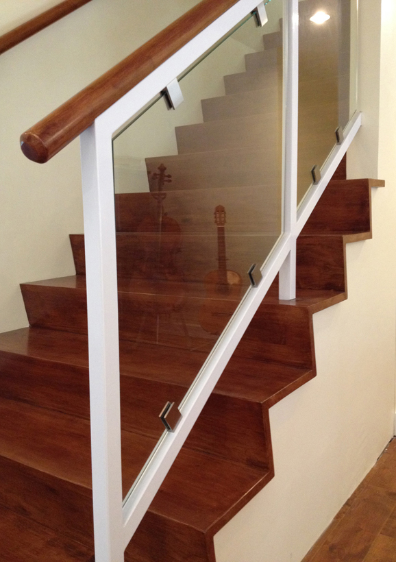 Stair Handrail Detail - 2-Story Addition - Sustainable WholeHouse Remodel - Landscape - ENR architects, Thousand Oaks, CA 91360